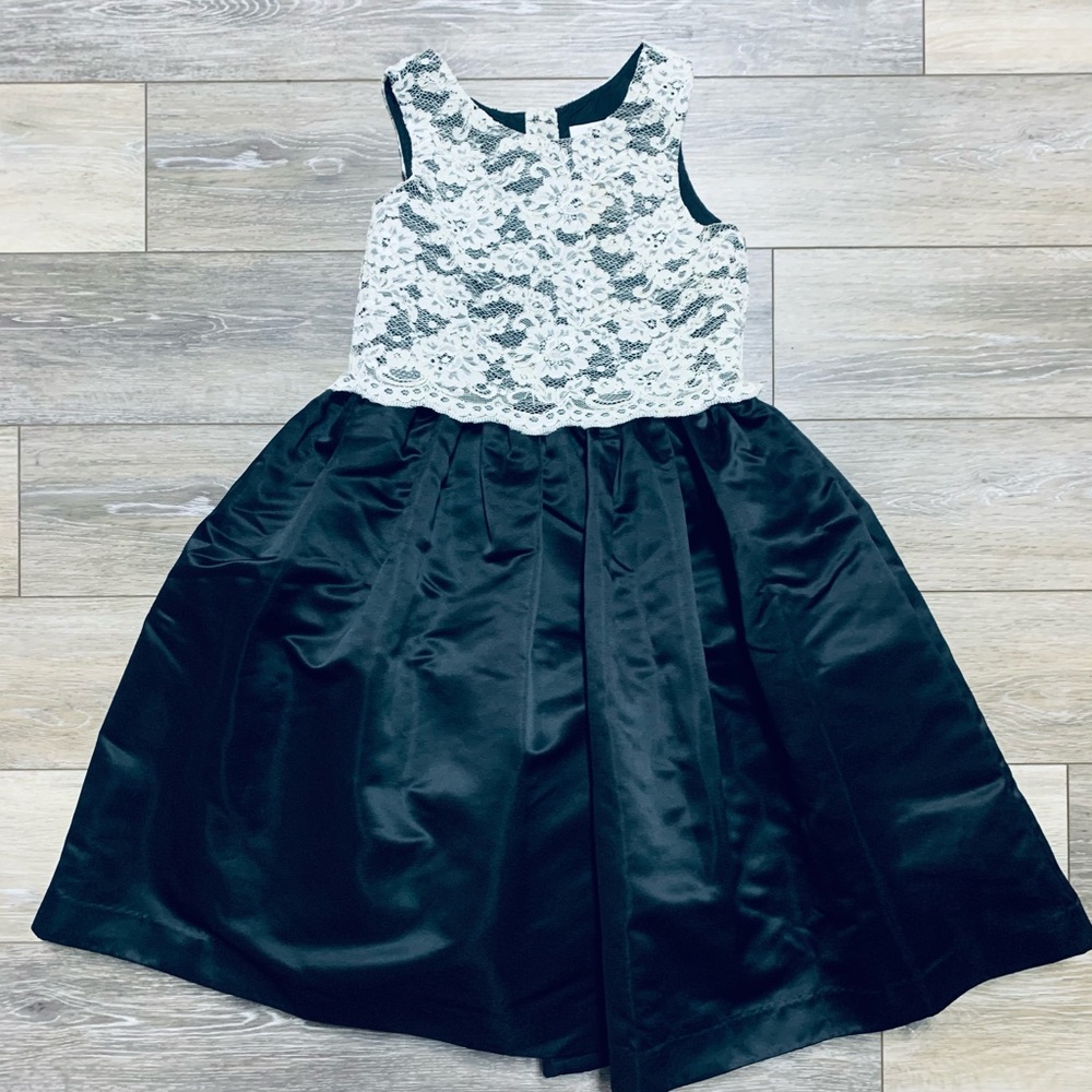 Girl’s Size 10 Fancy Dress